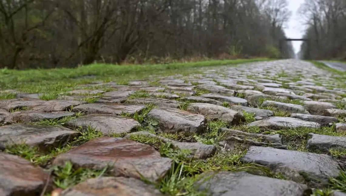 La tranchée d’Arenberg et autres plaisirs minuscules, de Philippe Delerm