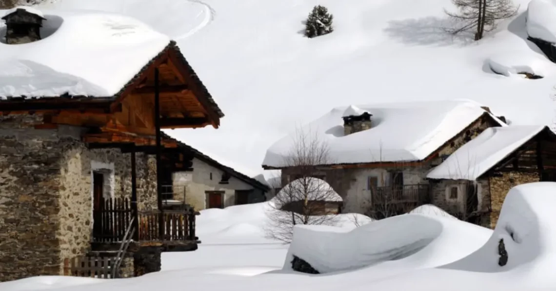 Retour au village d'hiver, de André Marcel Adamek